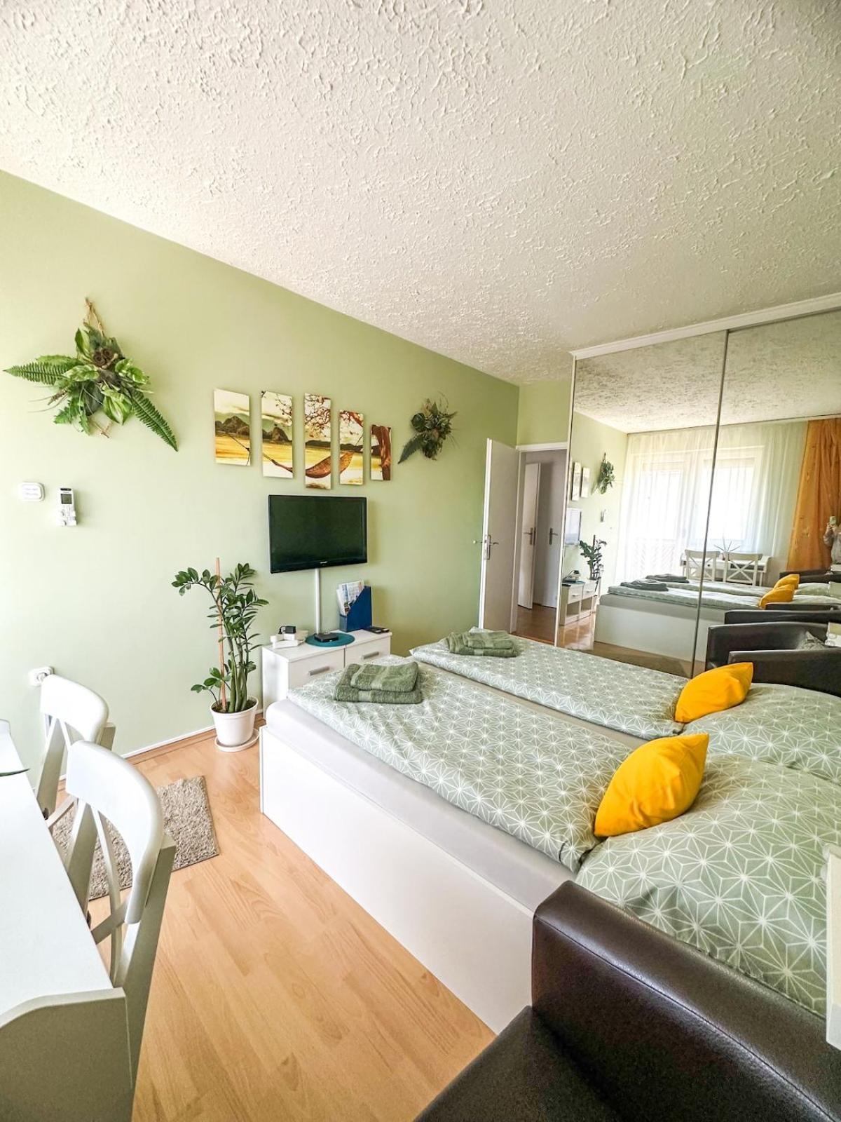 Aloe Apartman Sopron Exterior foto